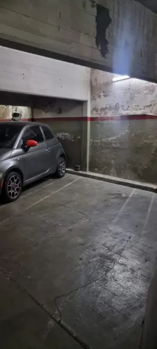 VENTA COCHERA FIJA CUBIERTA EN VILLA URQUIZA foto 4