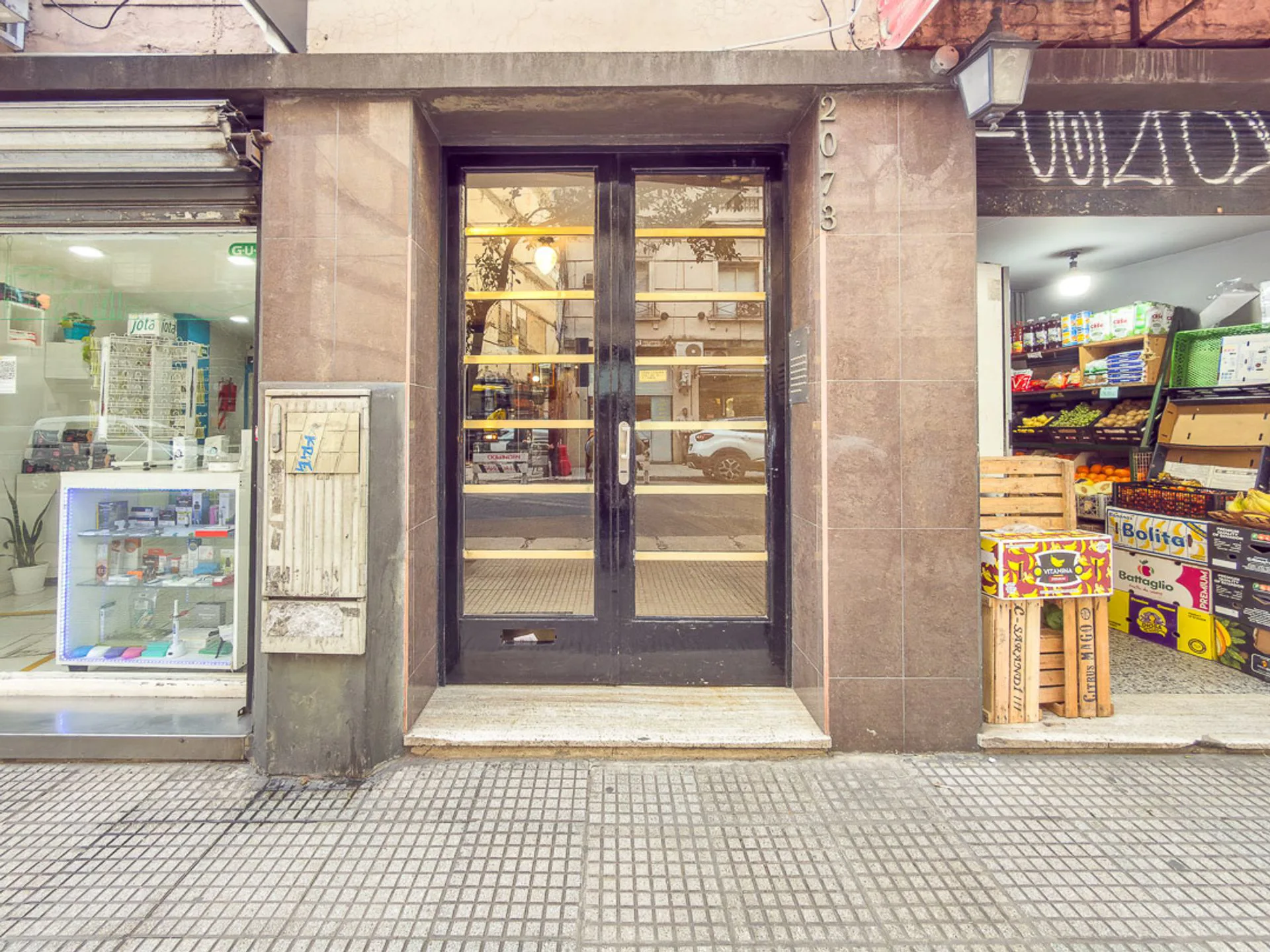 FACULTAD DE MEDICINA: VENTA 2 AMB Y MEDIO LUMINOSO foto 5