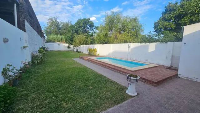 VENTA CASA 2 DORM + DPTO 2 DORM CENTRO SAN NICOLAS