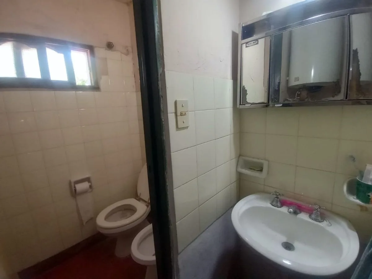 CASA EN VENTA BO. EX AEREO CLUB 228 VIV. foto 4