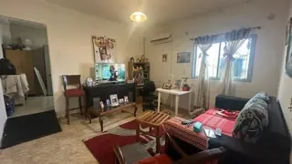 CASA /LOTE SOBRE AV EMILIO CASTRO , GALPON/DEPOSITO  EN PLANTA BAJA y PH 3 AMB EN PLANTA ALTA CON TERRAZA foto 3