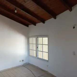 GUIDEK STASIUK PROPIEDADES ALQUILA AMPLIO DEPARTAMENTO ZONA CENTRO foto 5