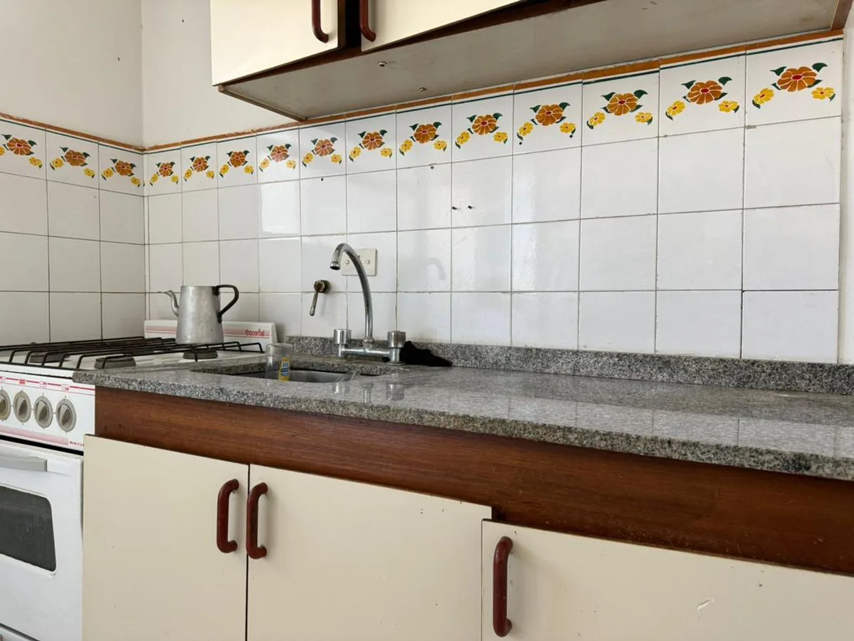 VENTA DEPTO 3 AMB BALLESTER CENTRO