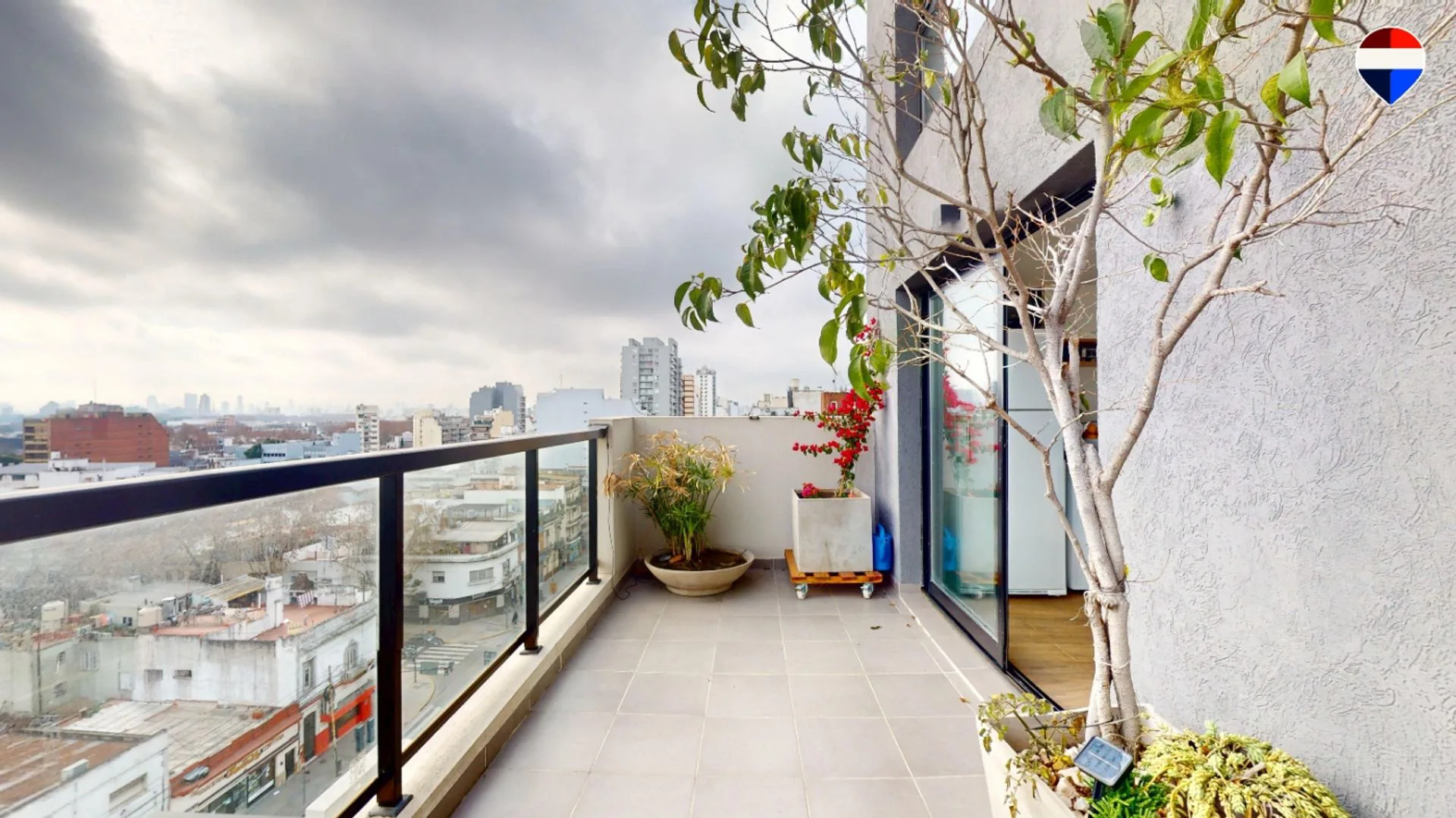 VENTA DEPTO 3 AMB DOBLE TERRAZA EN PATERNAL foto 2