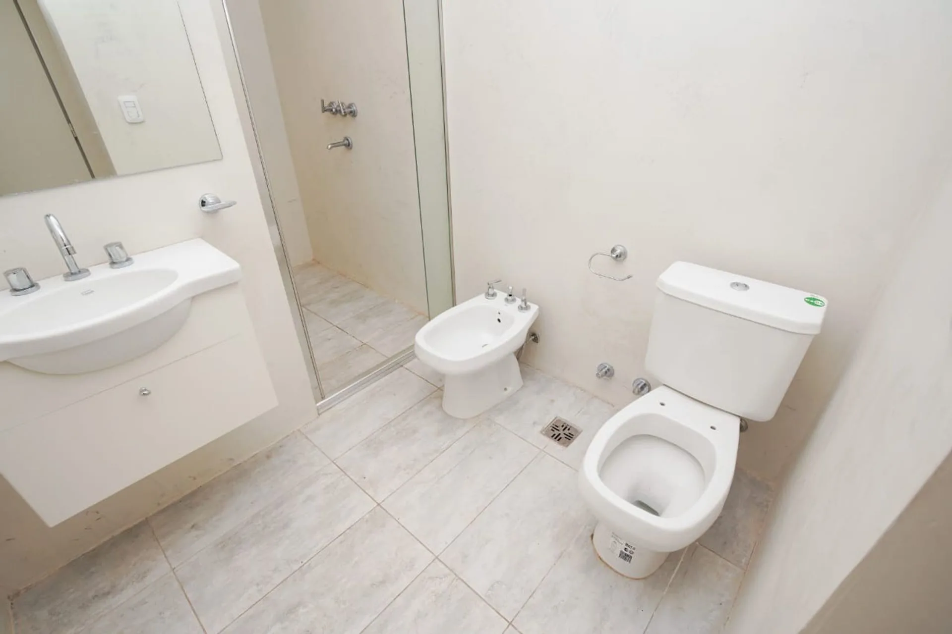 Venta Duplex 3 ambientes De Vicenzo con cochera foto 5