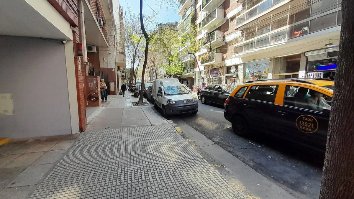 Venta Pack Cocheras Fija Cubiertas 10 m² - Abasto foto 3