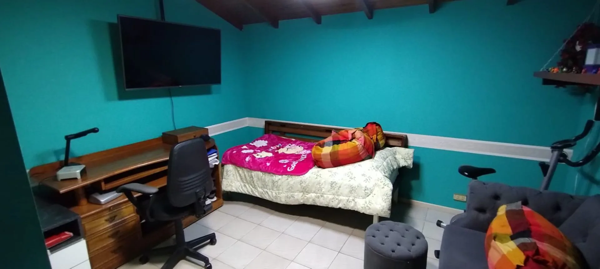 VENTA PH REMODELADO 4 AMBIENTES CON TERRAZA foto 4