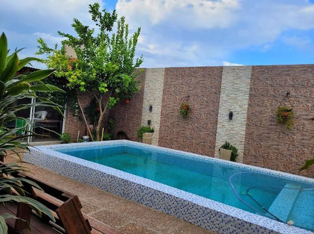 Casa Horizonte Con pileta galpon y local comercial foto 4