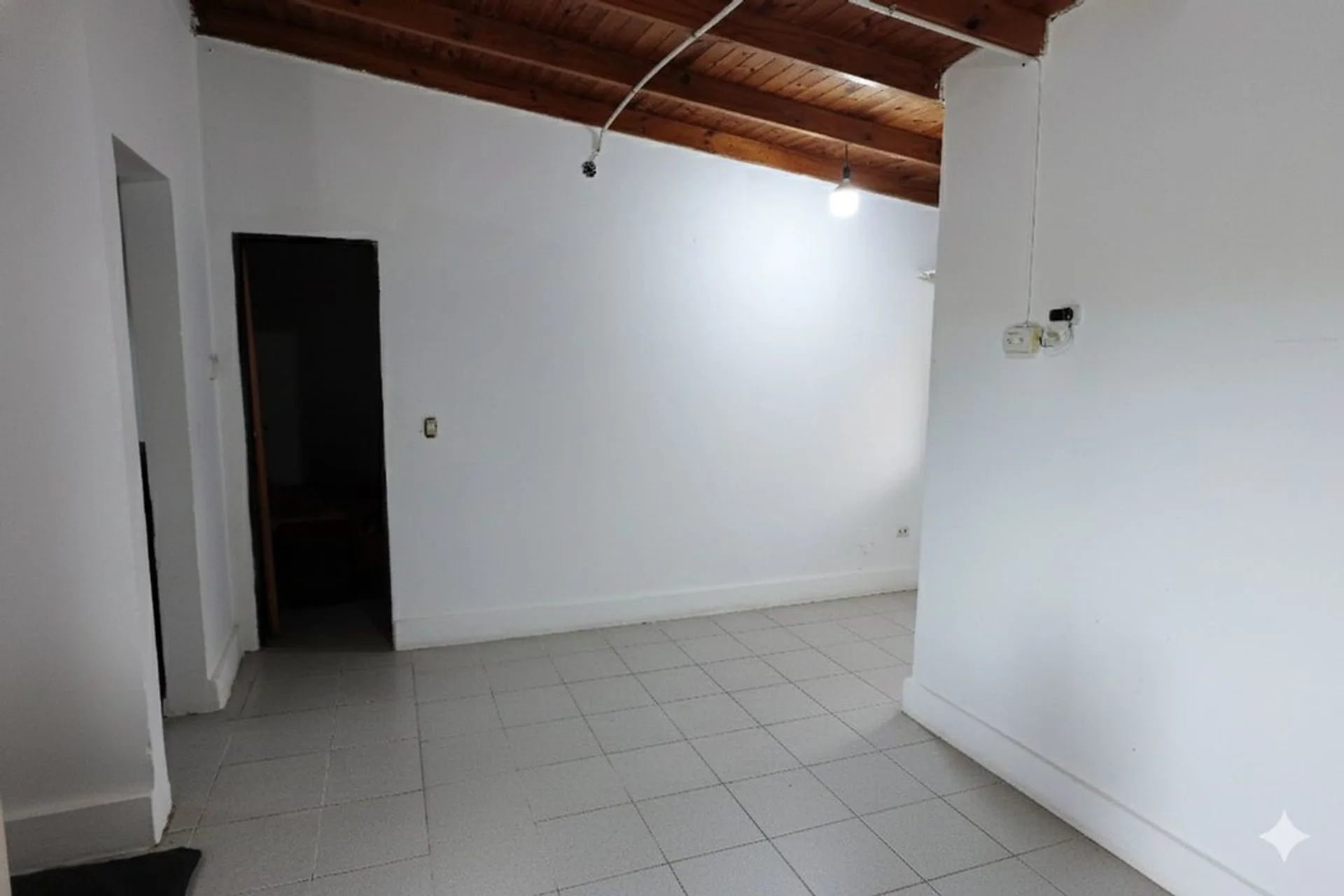 VENTA CASA + DEPARTAMENTO  , GARAGE, PATIO foto 4