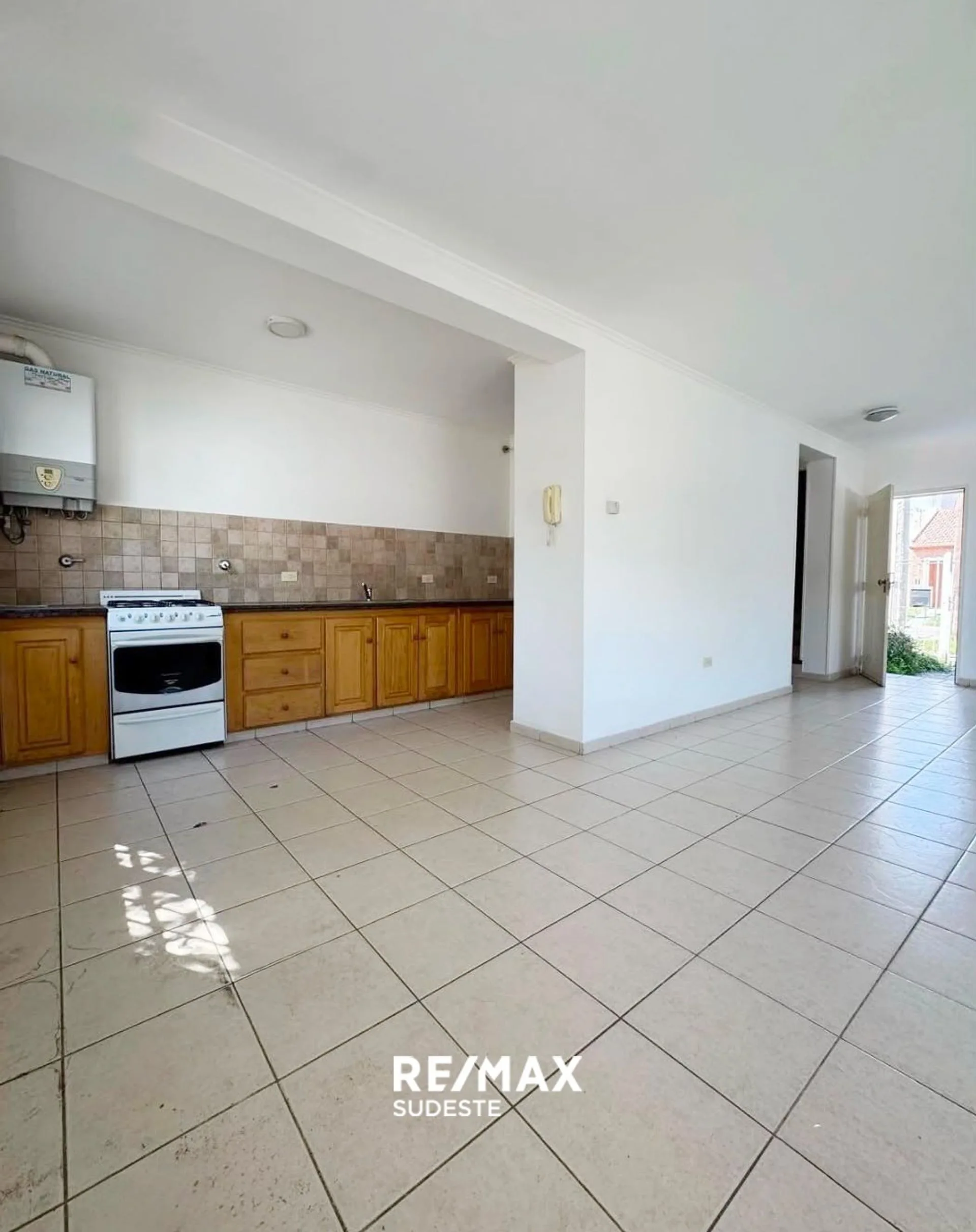 VENTA DUPLEX CON 3 DORMITORIOS foto 5