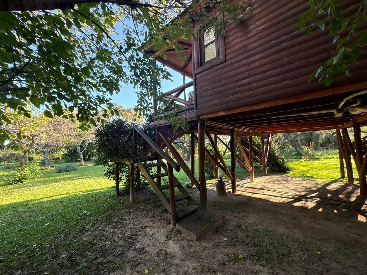 SE VENDE HERMOSA CABAÑA EN ARROYO LEYES foto 3