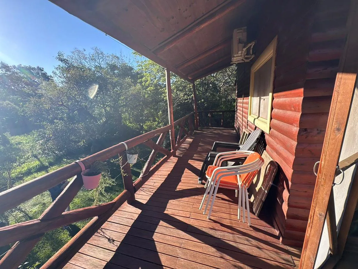 SE VENDE HERMOSA CABAÑA EN ARROYO LEYES foto 5
