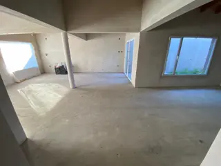 Casa a terminar en excelente ubicación foto 2