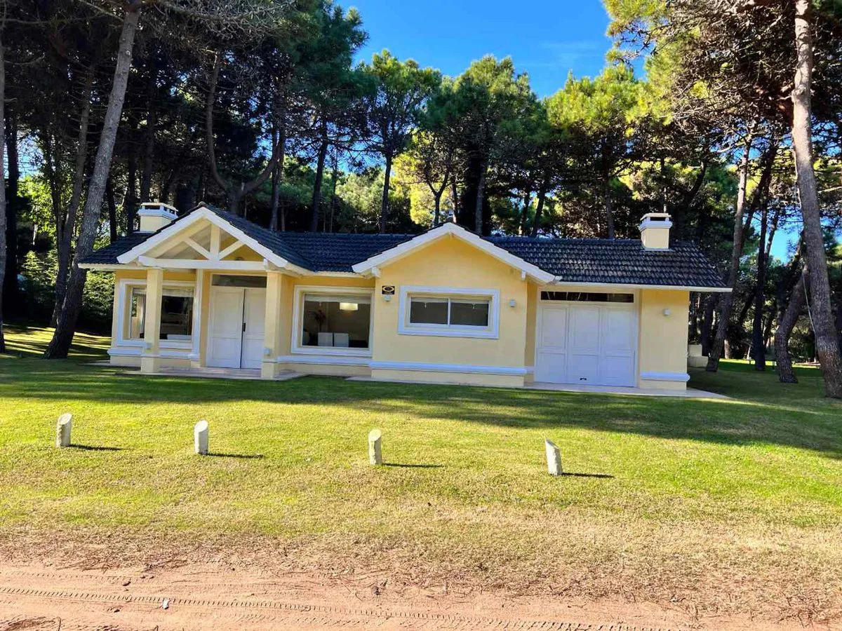 CASA EN VENTA EN PINAMAR NORTE foto 3