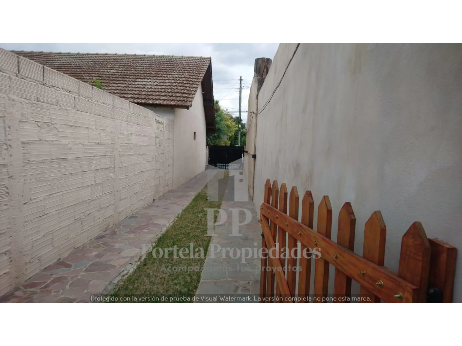 CASA PH DE 4 AMBIENTES CASTELAR SUR foto 3