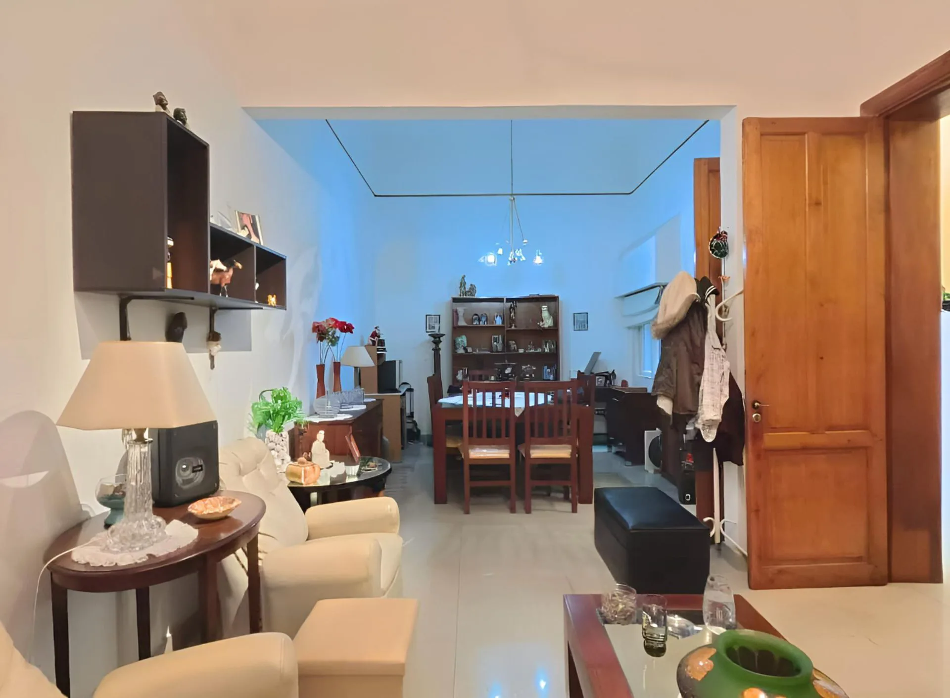 VENTA CASA 4 AMB. EN FLORES, REFACCIONADA foto 5