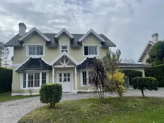 Venta de casa en Echeverría del lago Canning foto 4