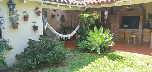Casa | Venta | 4 ambientes | Banfield
