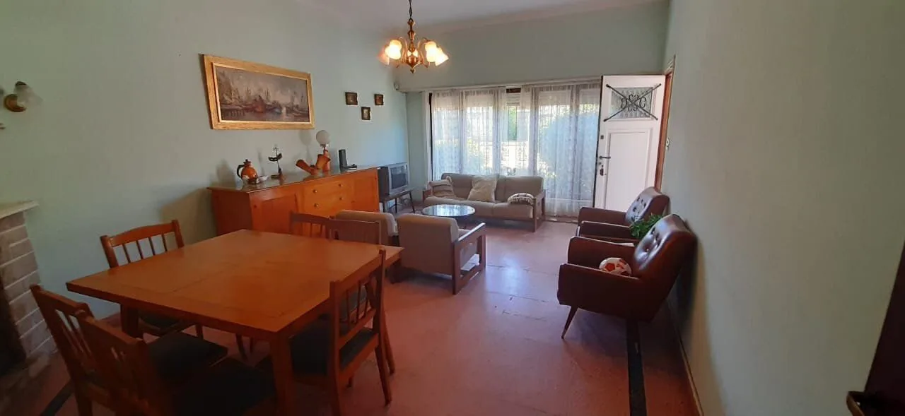 Venta chalet 4 ambientes en Miramar foto 3