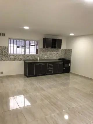 Alquiler impecable DUPLEX a estrenar excelente zona foto 3
