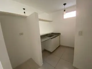 Monoambiente en alquiler en Caballito c/balcón foto 3