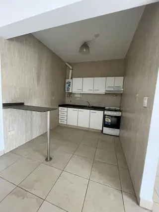 Departamento dos ambientes a la venta en José C Paz foto 5