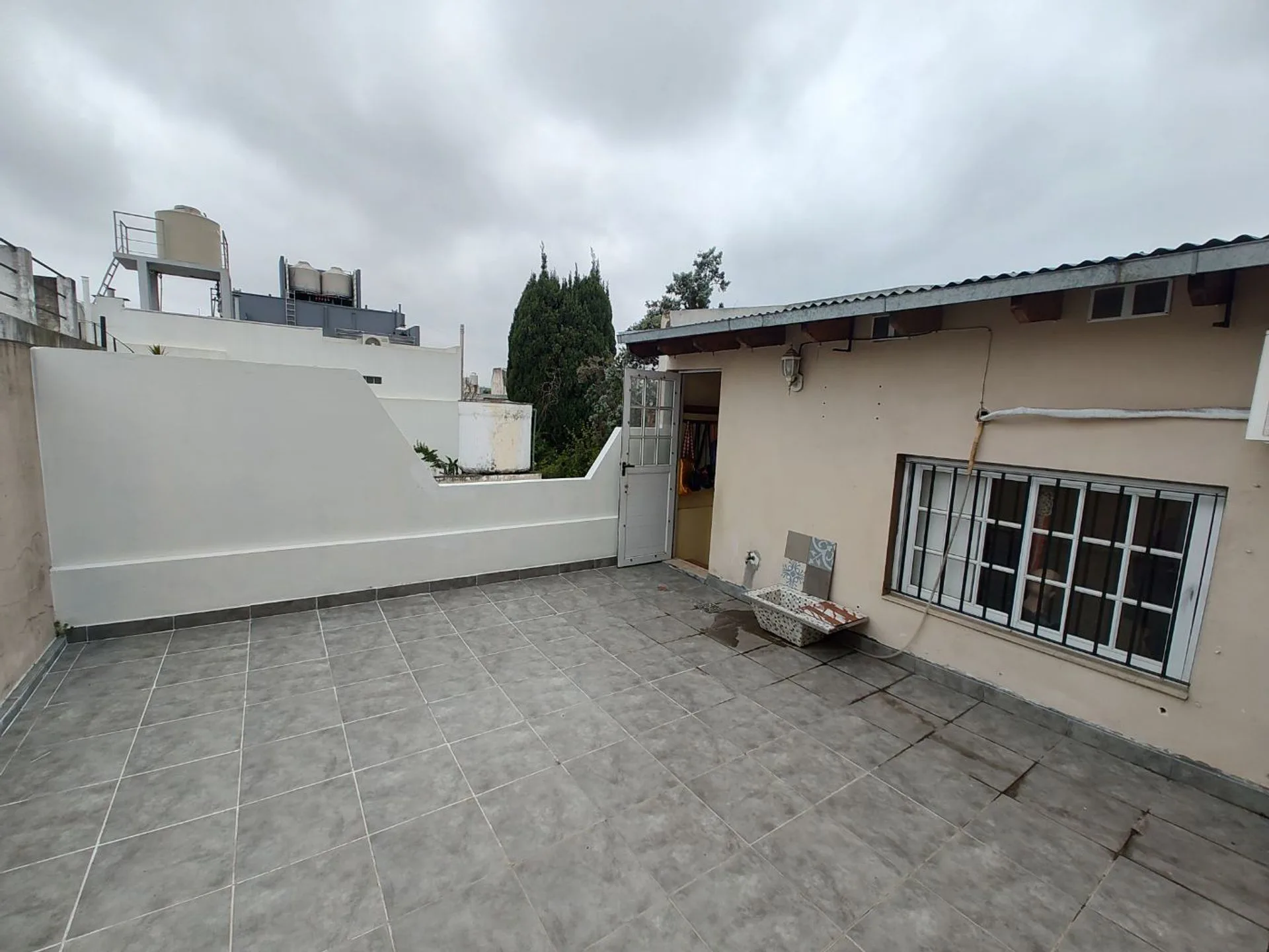 VENTA PH A NUEVO C/TERRAZA SIN EXP - B° NAON. foto 2