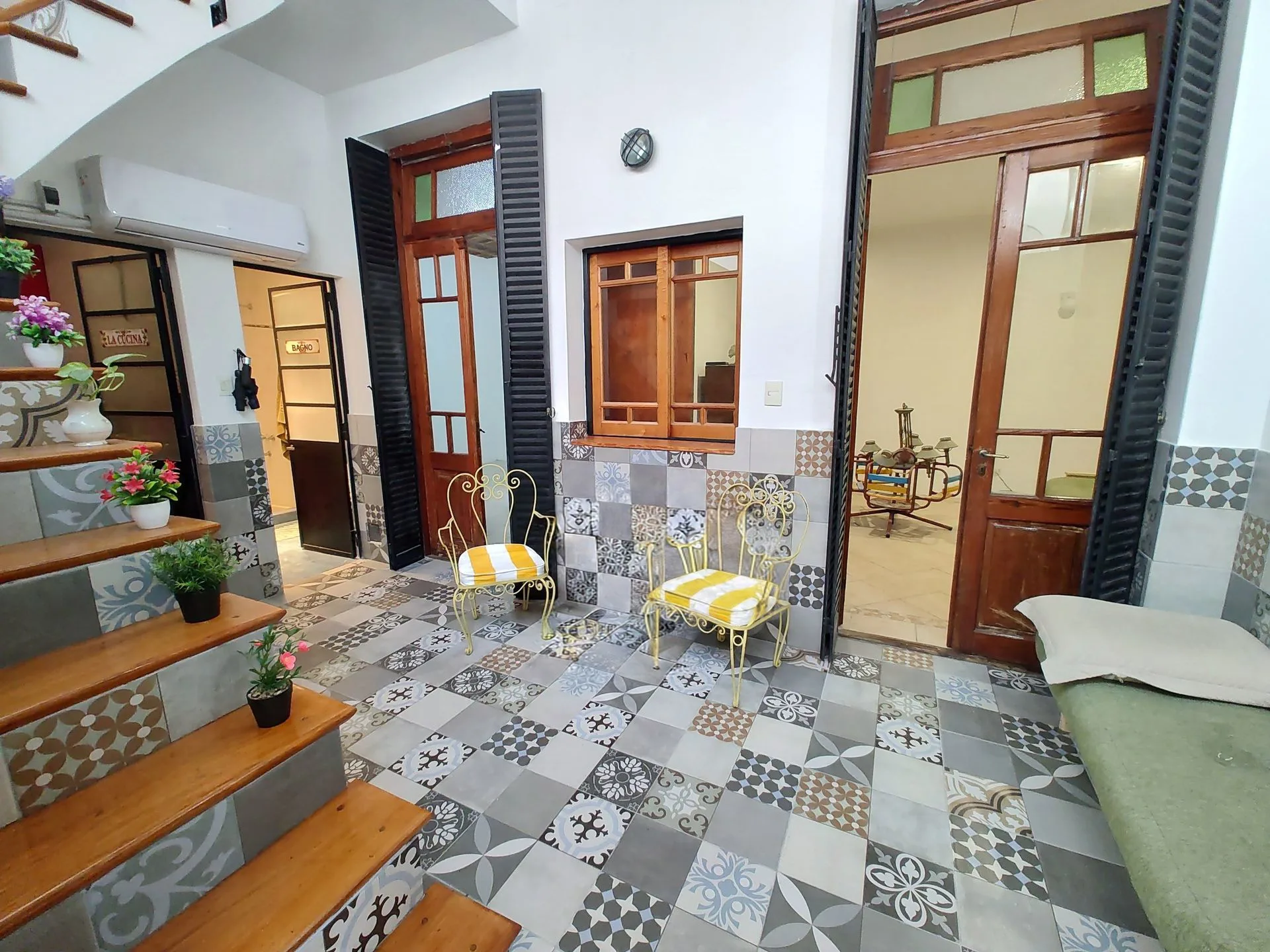 VENTA PH A NUEVO C/TERRAZA SIN EXP - B° NAON. foto 4