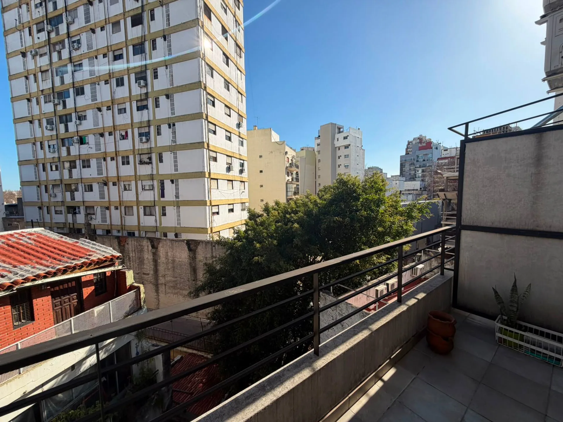 VENTA EXCELENTE DEPTO 2 AMB TIPO DUPLEX V. CRESPO foto 4