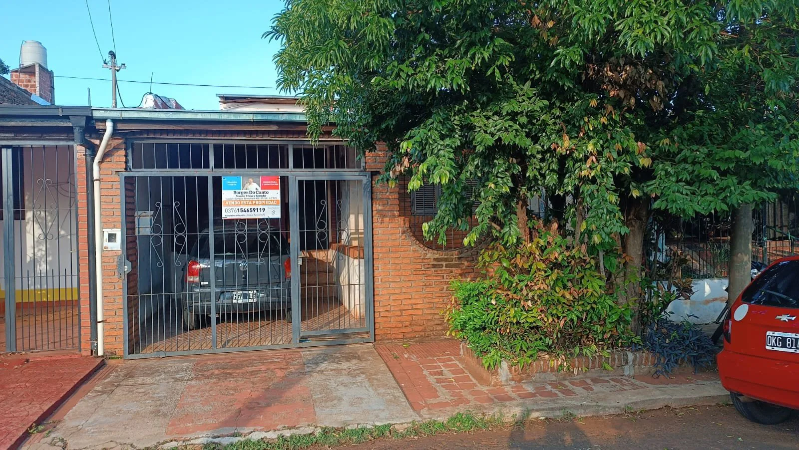 vendo casa con departamento interno en el Barrio Kennedy foto 2