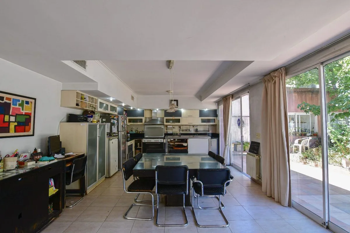 CASA 5 DORMITORIOS EN VENTA LA PLATA CON PILETA foto 4