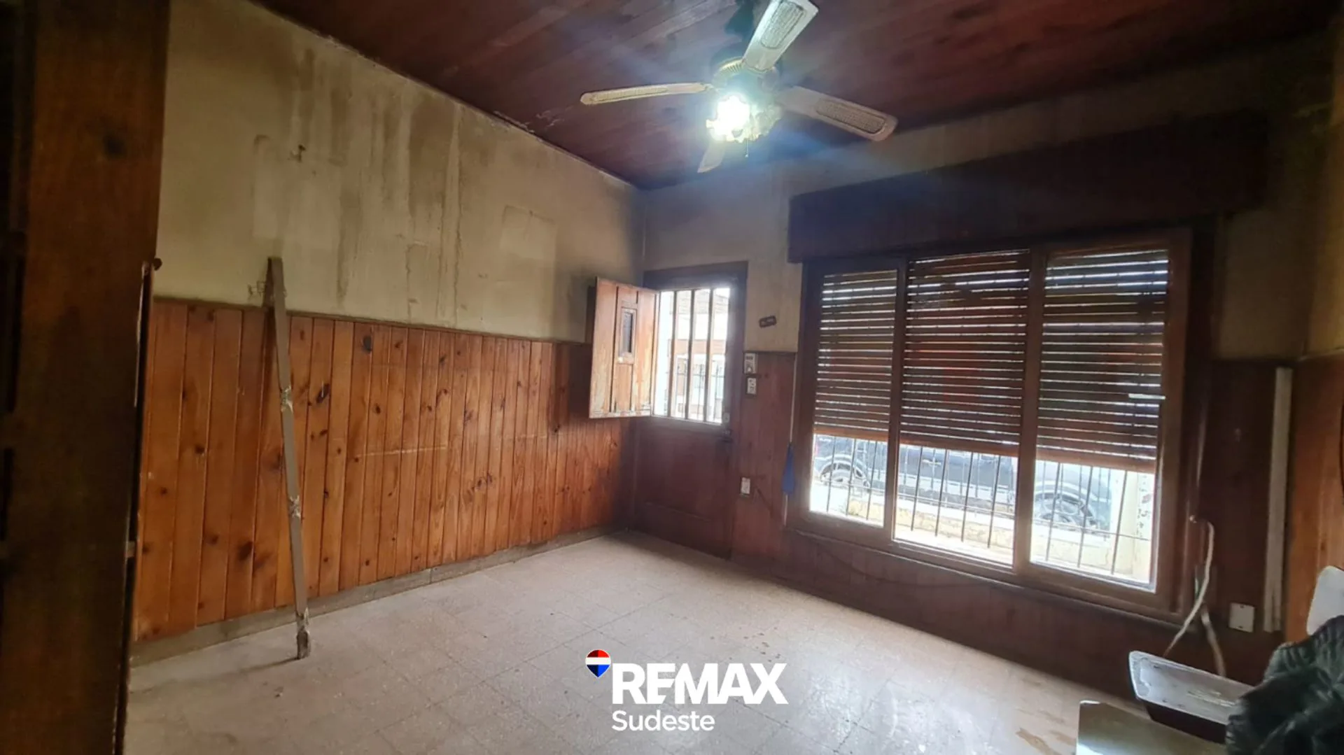 Se vende casa a remodelar a 1 cuadra de Don Bosco foto 5
