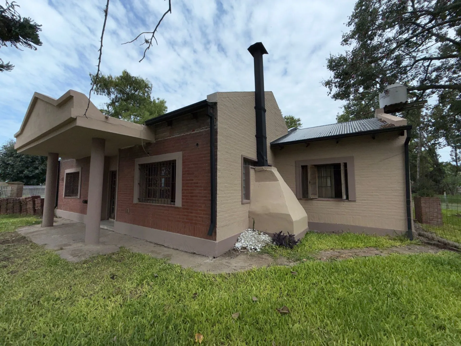 REMAX VENDE CASA EN PUEBLO CANDIOTI SANTA FE foto 2