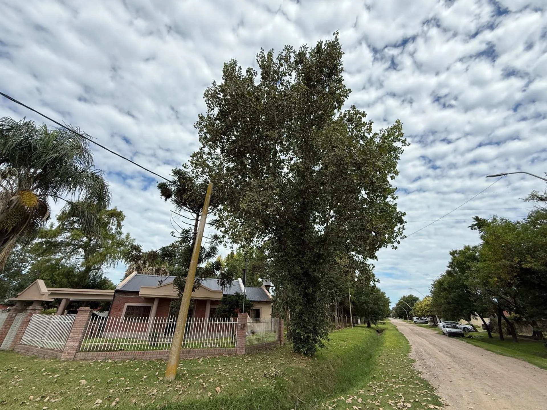 REMAX VENDE CASA EN PUEBLO CANDIOTI SANTA FE foto 3