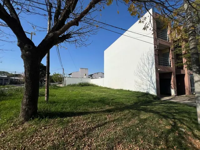 Se vende terreno