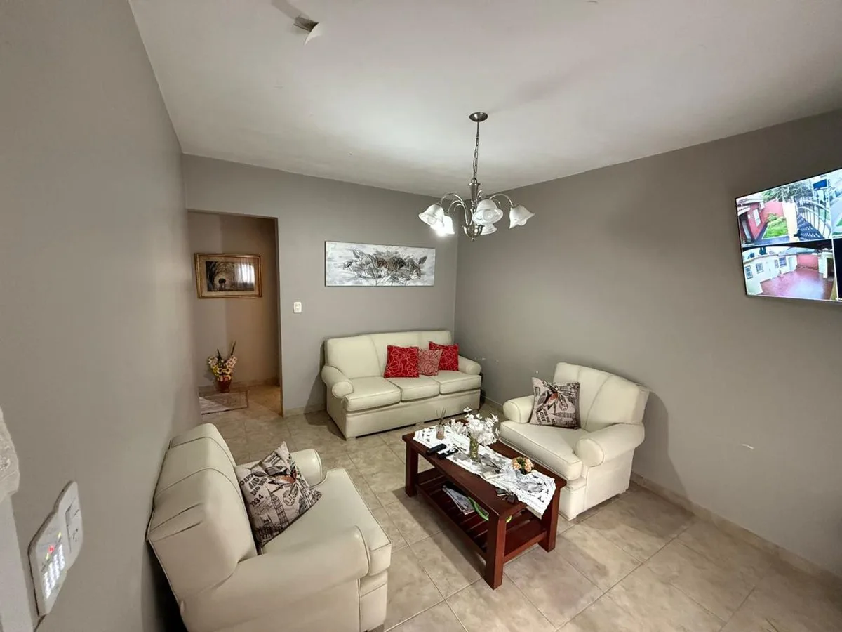 VENTA DE PROPIEDAD EN JOSÉ CLEMENTE PAZ foto 4