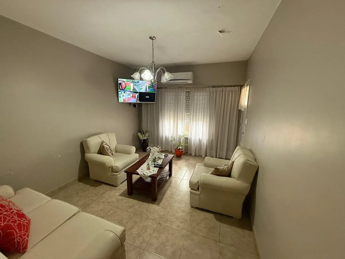 VENTA DE PROPIEDAD EN JOSÉ CLEMENTE PAZ foto 5