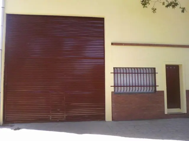 Galpon en Alquiler de 147 m² Zona Industrial