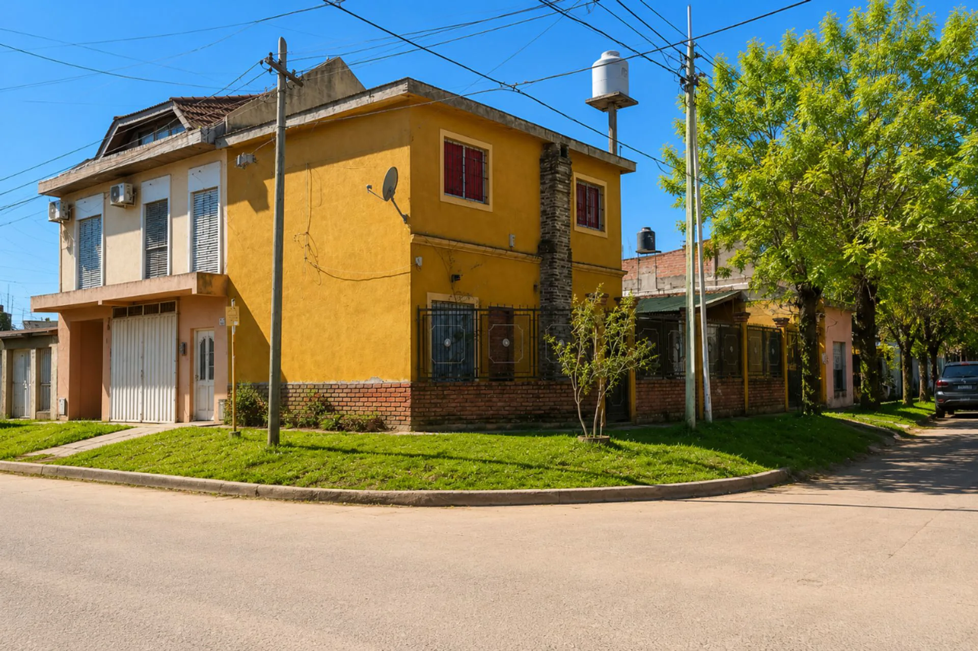 CASA EN GRAN BOURG ZONA NORTE MALVINAS ARGENTINAS