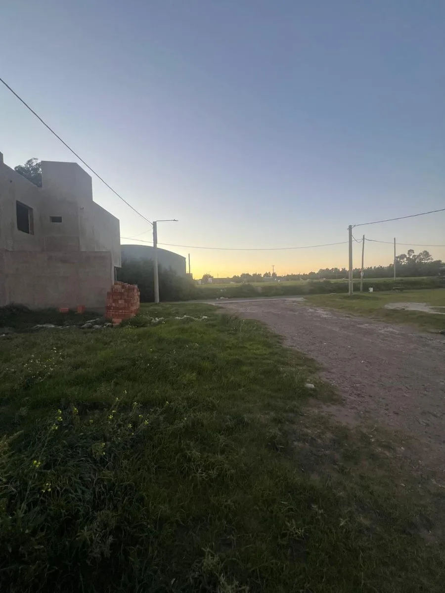 VENTA LOTE BARRIO VILLA FLORESTA foto 3