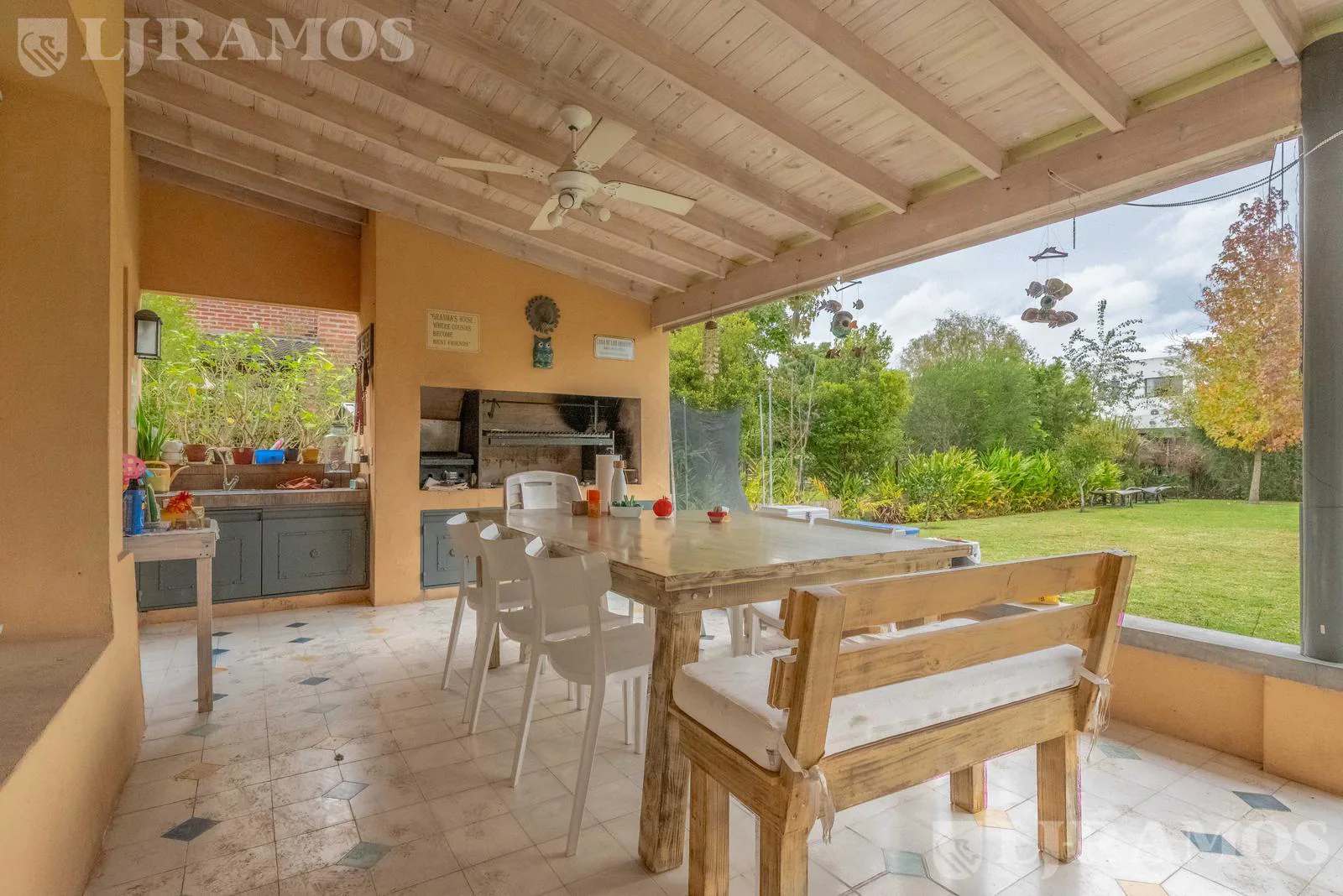 Casa en venta en el Barrio  Santa María De Tigre foto 3