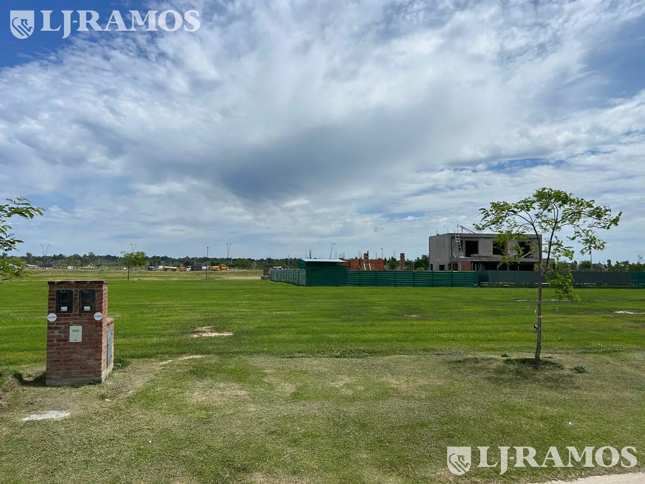 Terreno en Puertos del Lago - BARRIO AMARRAS foto 4