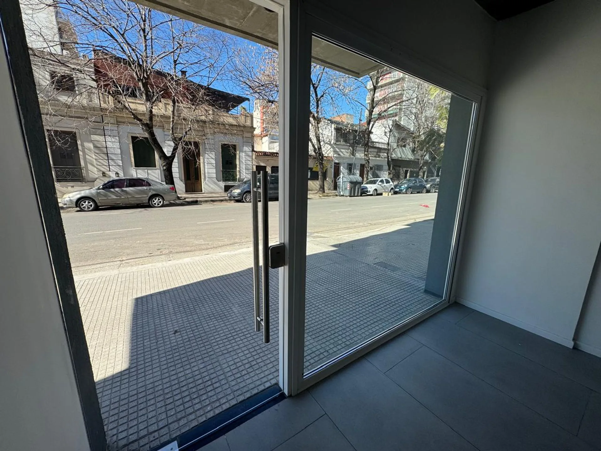 LOCAL COMERCIAL A ESTRENAR VENTA EN VILLA URQUIZA foto 4