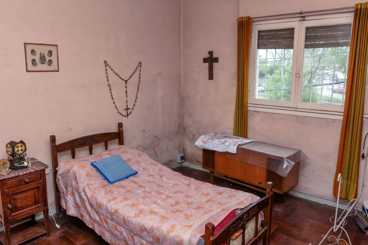 Venta Casa con Garage / Taller -  Quilmes foto 4