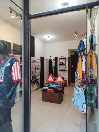 Local Comercial de 30 m² en Venta en Centro foto 2