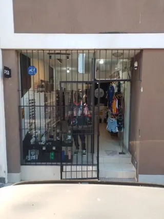 Local Comercial de 30 m² en Venta en Centro foto 3