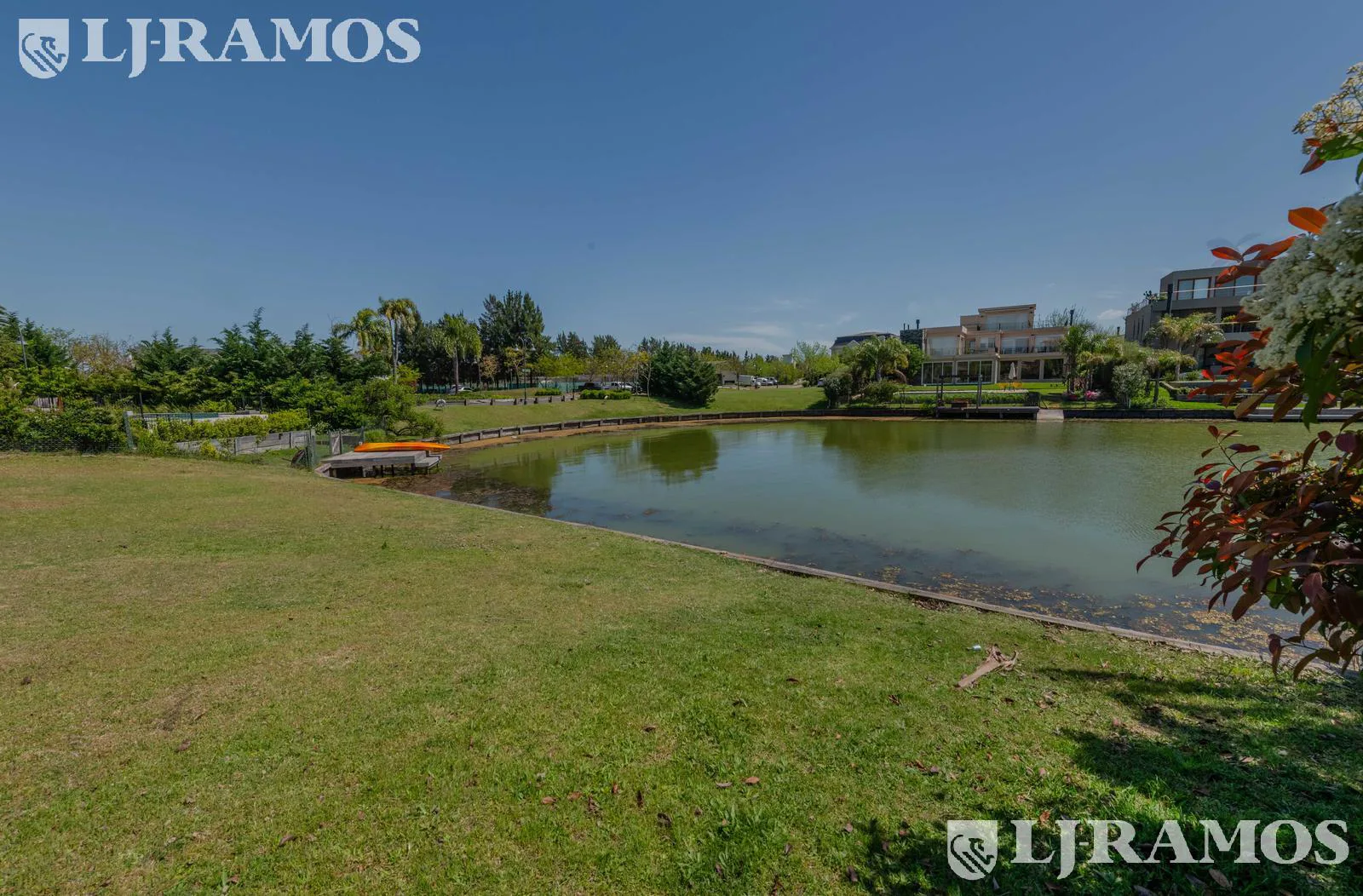 Lote a la laguna en venta en Cabos del Lago foto 2
