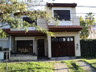 Casa en Venta en Villa Ariza, Ituzaingó, Buenos Aires foto 1