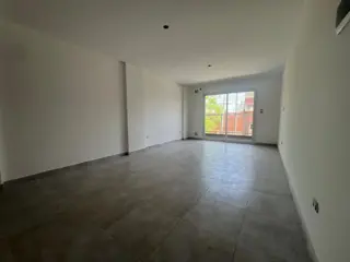 Dpto 1 amb a estrenar con balcon Lanus Oeste foto 2