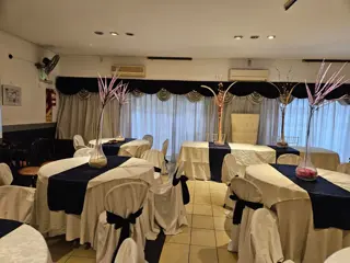 VENTA SALON DE EVENTOS EN FLORES foto 1